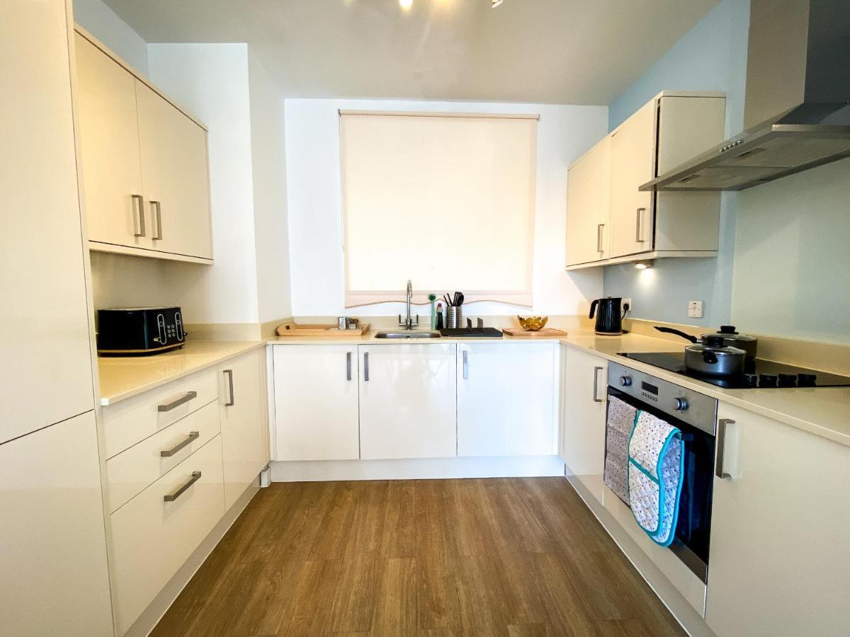 K Suites - Town Centre Hatfield Hatfield  Extérieur photo