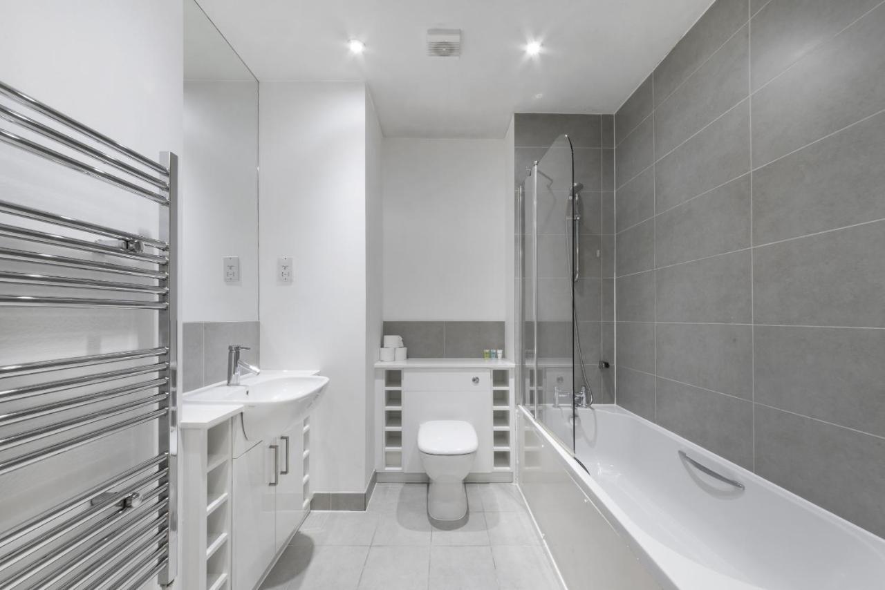 K Suites - Town Centre Hatfield Hatfield  Extérieur photo